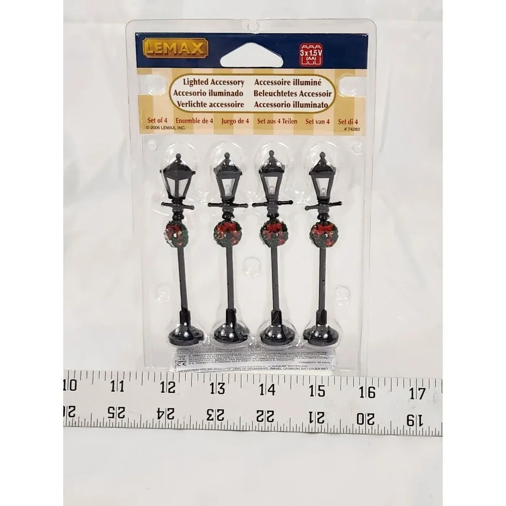 Lemax Village Collection Lighted Accessory Set of 4 Wreath‎ Street Lamps 74283